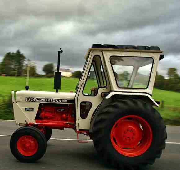 thumbnail image 2 of Pair Britax Style Front Side Light Lamps For David Brown Tractors 880-996 - LH & RH 2 of 6